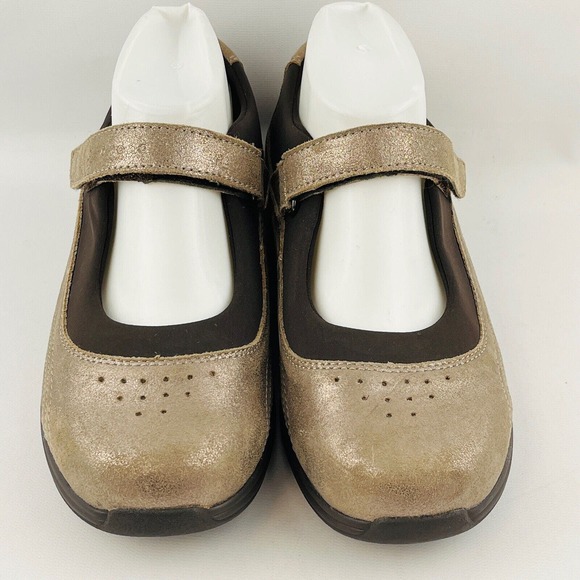 Womens 6.5W Drew Rose Mary‎ Jane Shoes Metallic Gold Leather Adjustable Strap - Picture 3 of 9